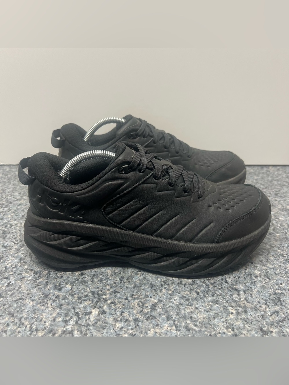 Hoka One One Bondi SR Triple Black Running Walking Shoes Sneakers | Women’s 7.5